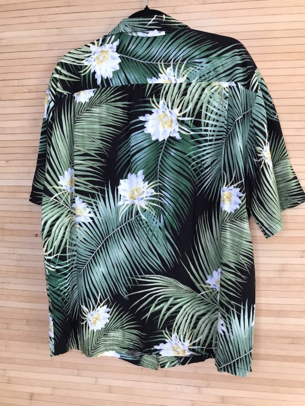 IOLANI Hawaiian Shirt Vintage sz L Short Sleeve Black Green Floral Front Pocket - Picture 3 of 7